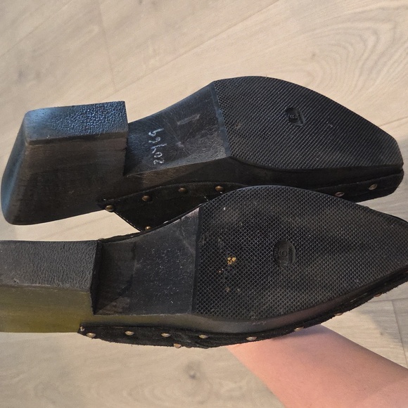 Donald Pliner Western Couture Collection Clogs - Picture 3 of 4